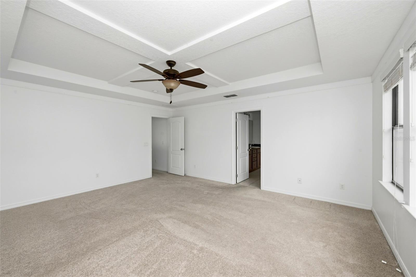 Image 15 of 30 For 1077 Thunderhead Lane