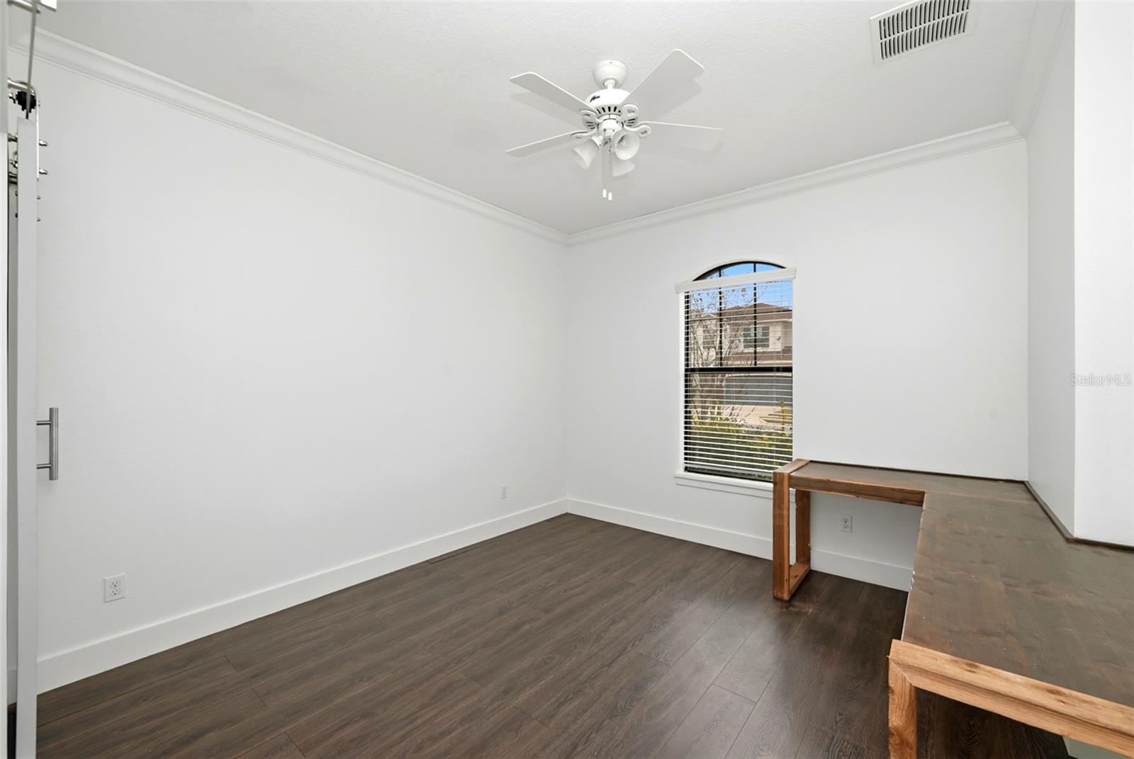 Image 18 of 30 For 1077 Thunderhead Lane