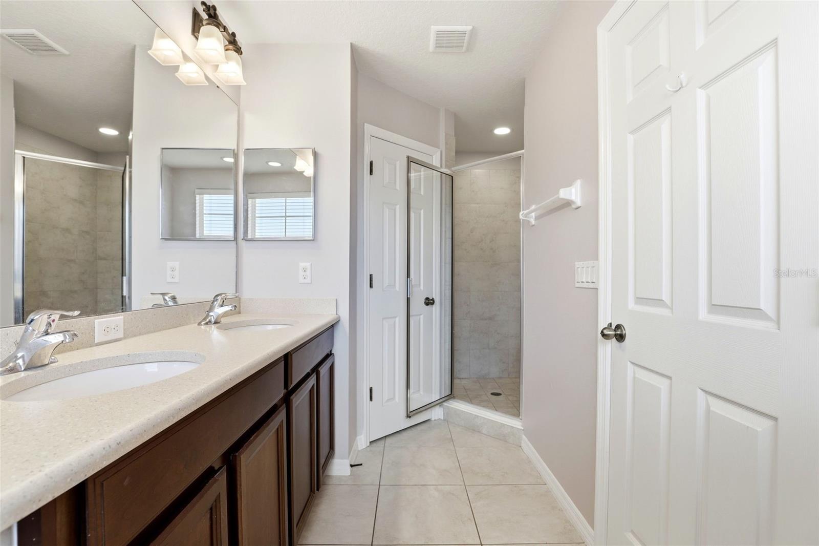 Image 26 of 52 For 5343 Hidden Cypress Lane