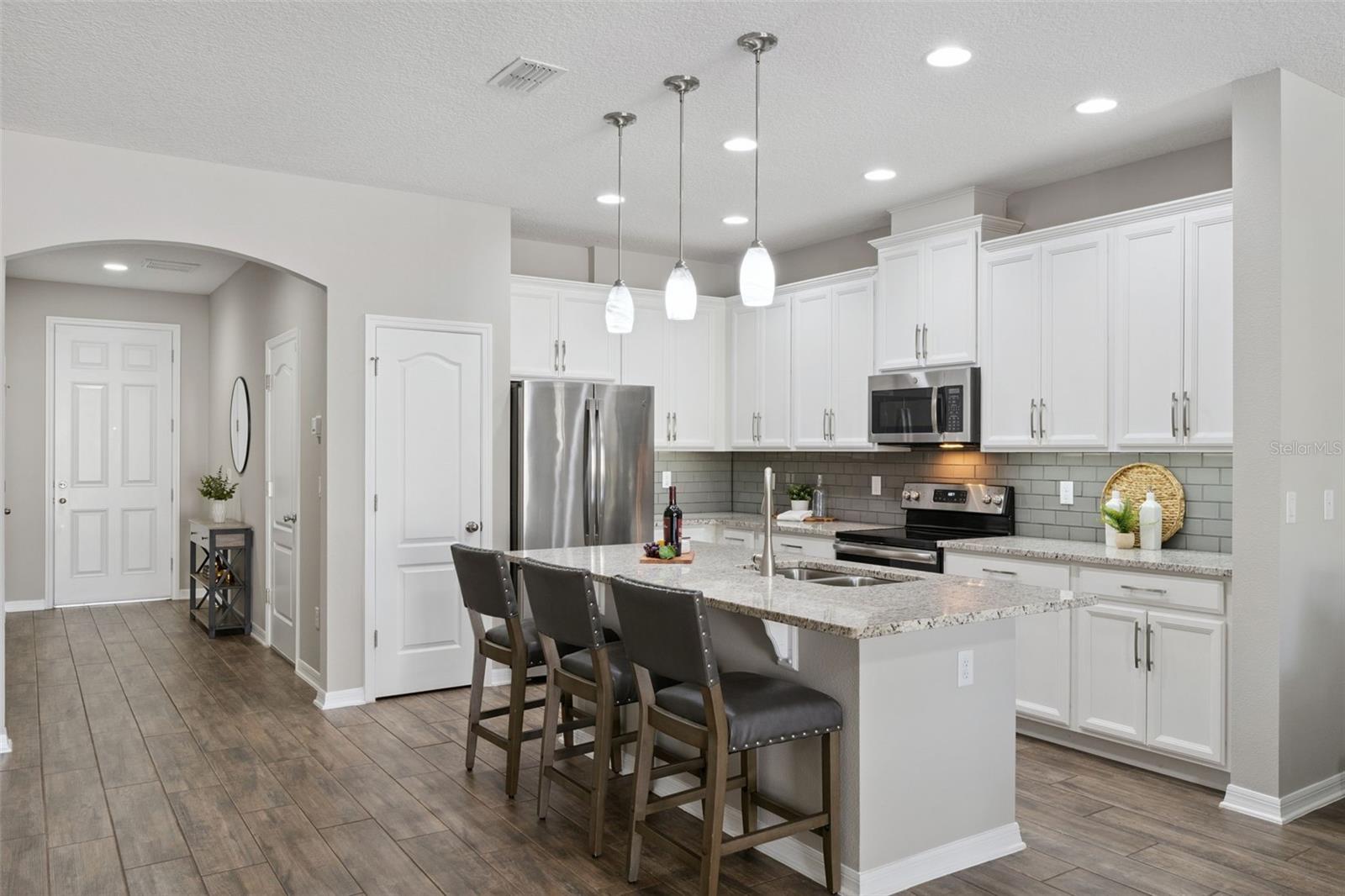 Image 4 of 32 For 2555 Egret Shores Drive