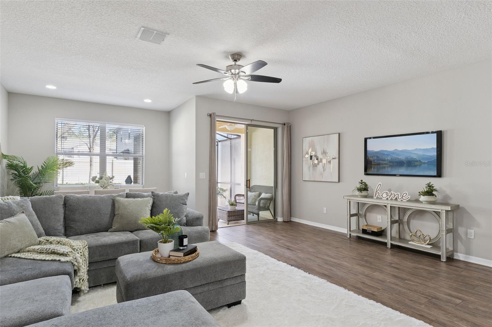 Image 7 of 32 For 2555 Egret Shores Drive