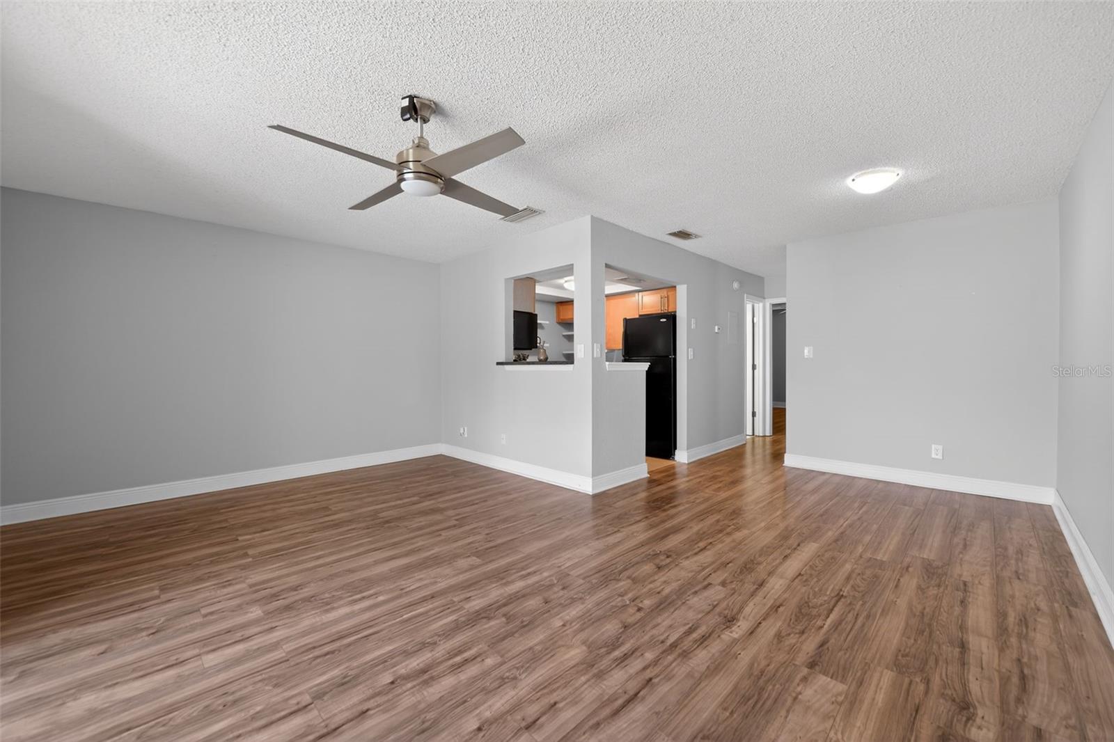 Image 5 of 18 For 144 Lewfield Circle 144