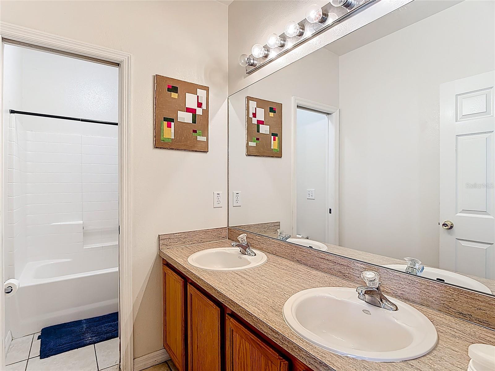 Image 27 of 57 For 635 Knollwood Drive