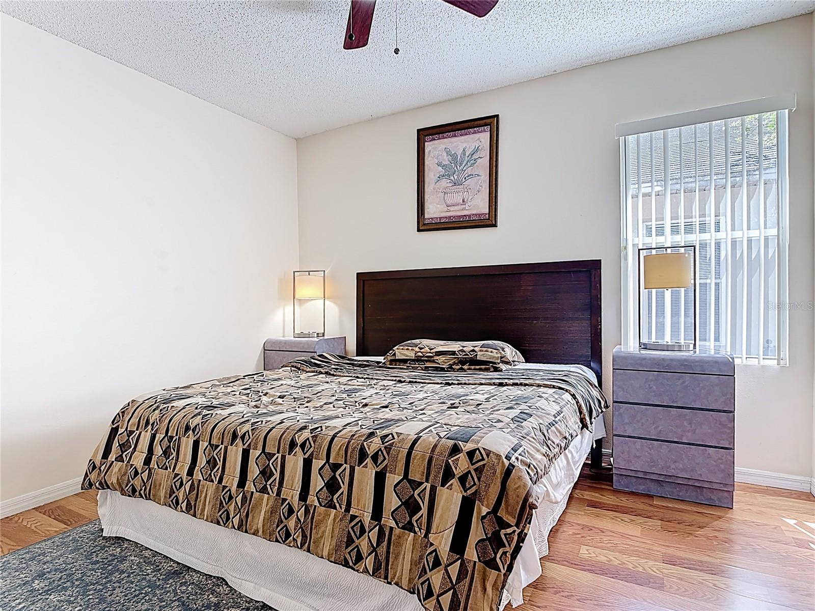 Image 31 of 57 For 635 Knollwood Drive