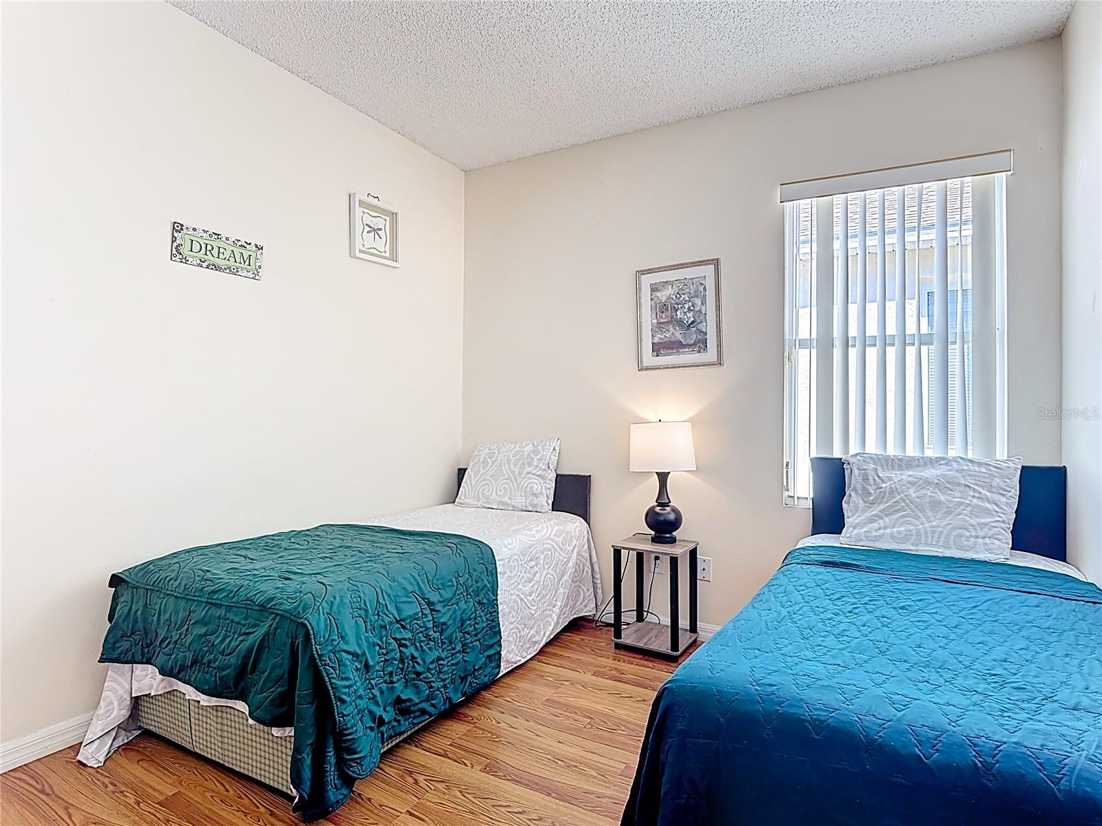 Image 36 of 57 For 635 Knollwood Drive