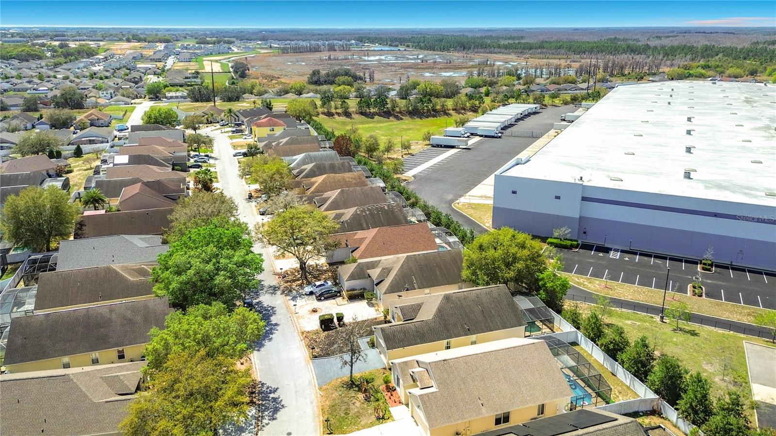 Image 4 of 57 For 635 Knollwood Drive