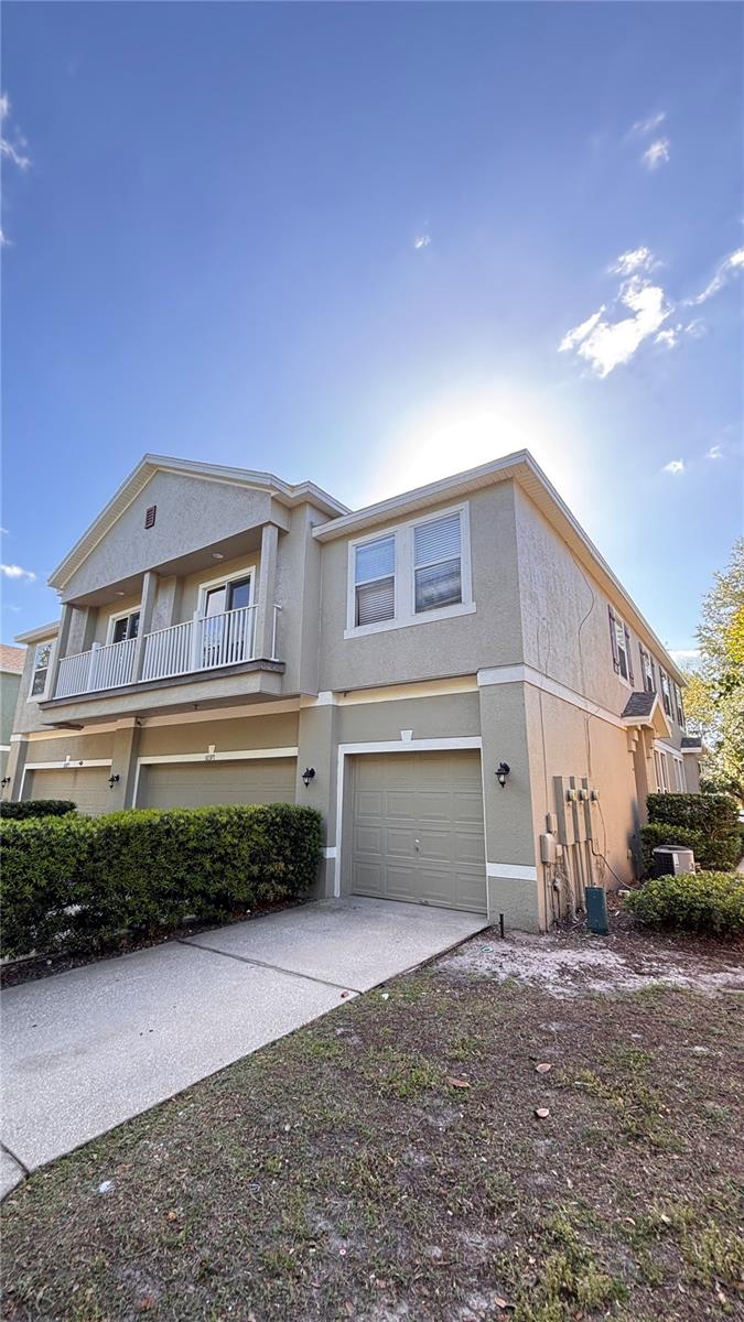 Image 2 of 18 For 10882 Eclipse Lily Way 61a