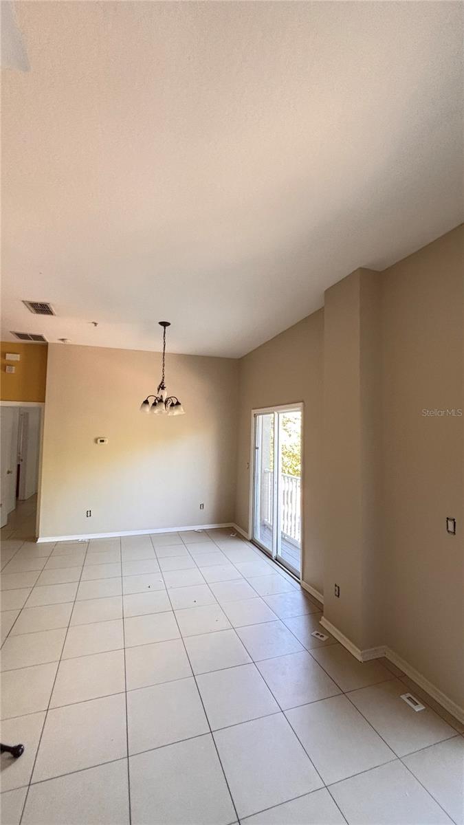 Image 4 of 18 For 10882 Eclipse Lily Way 61a