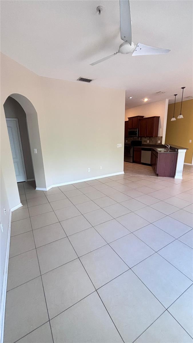 Image 5 of 18 For 10882 Eclipse Lily Way 61a