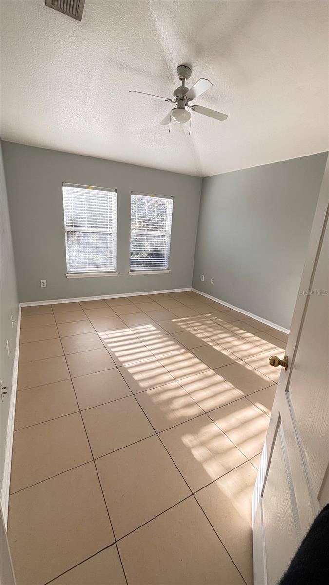 Image 9 of 18 For 10882 Eclipse Lily Way 61a