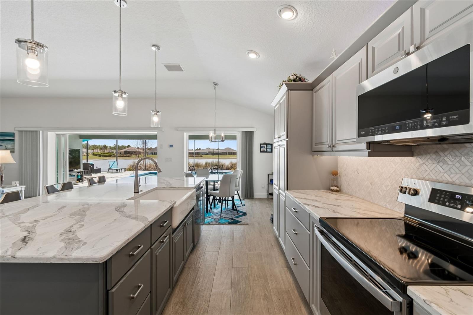 Image 17 of 74 For 1864 Keel Court