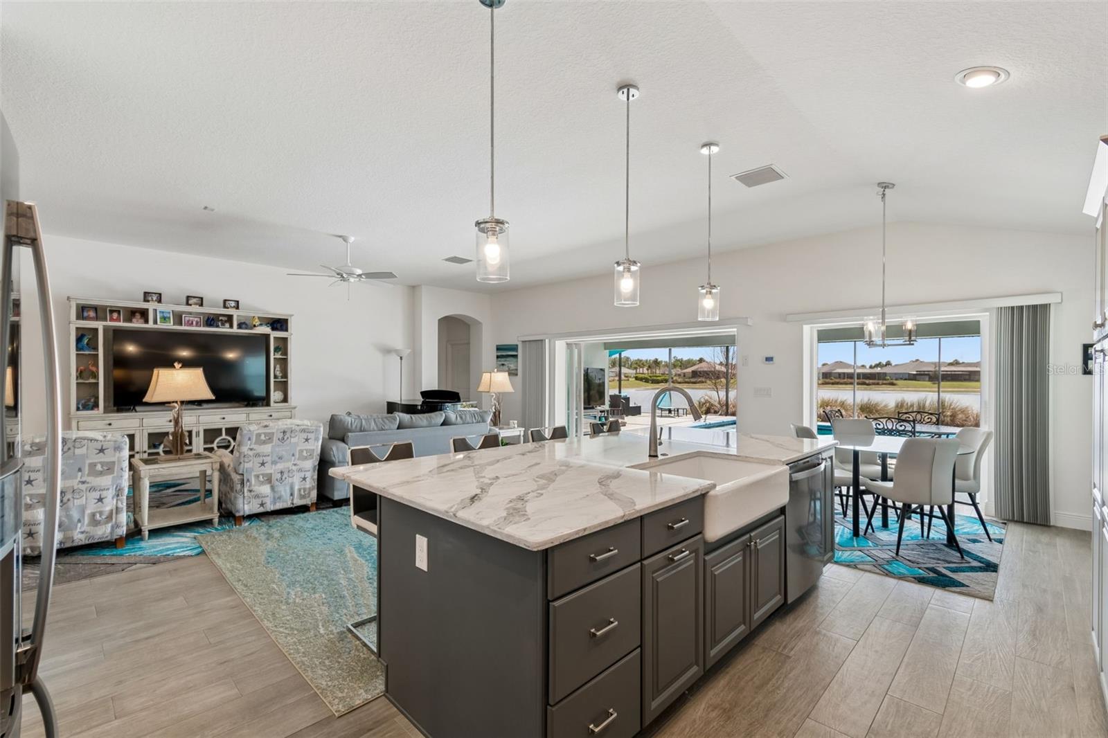 Image 18 of 74 For 1864 Keel Court