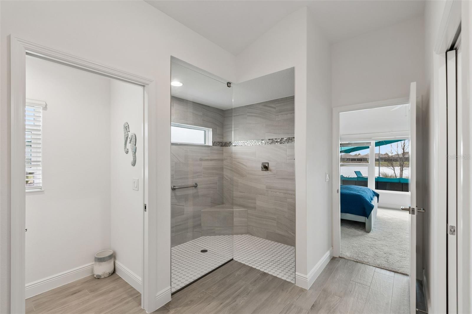 Image 34 of 74 For 1864 Keel Court