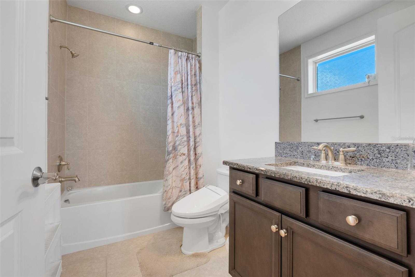 Image 22 of 43 For 8148 Cleobury Drive