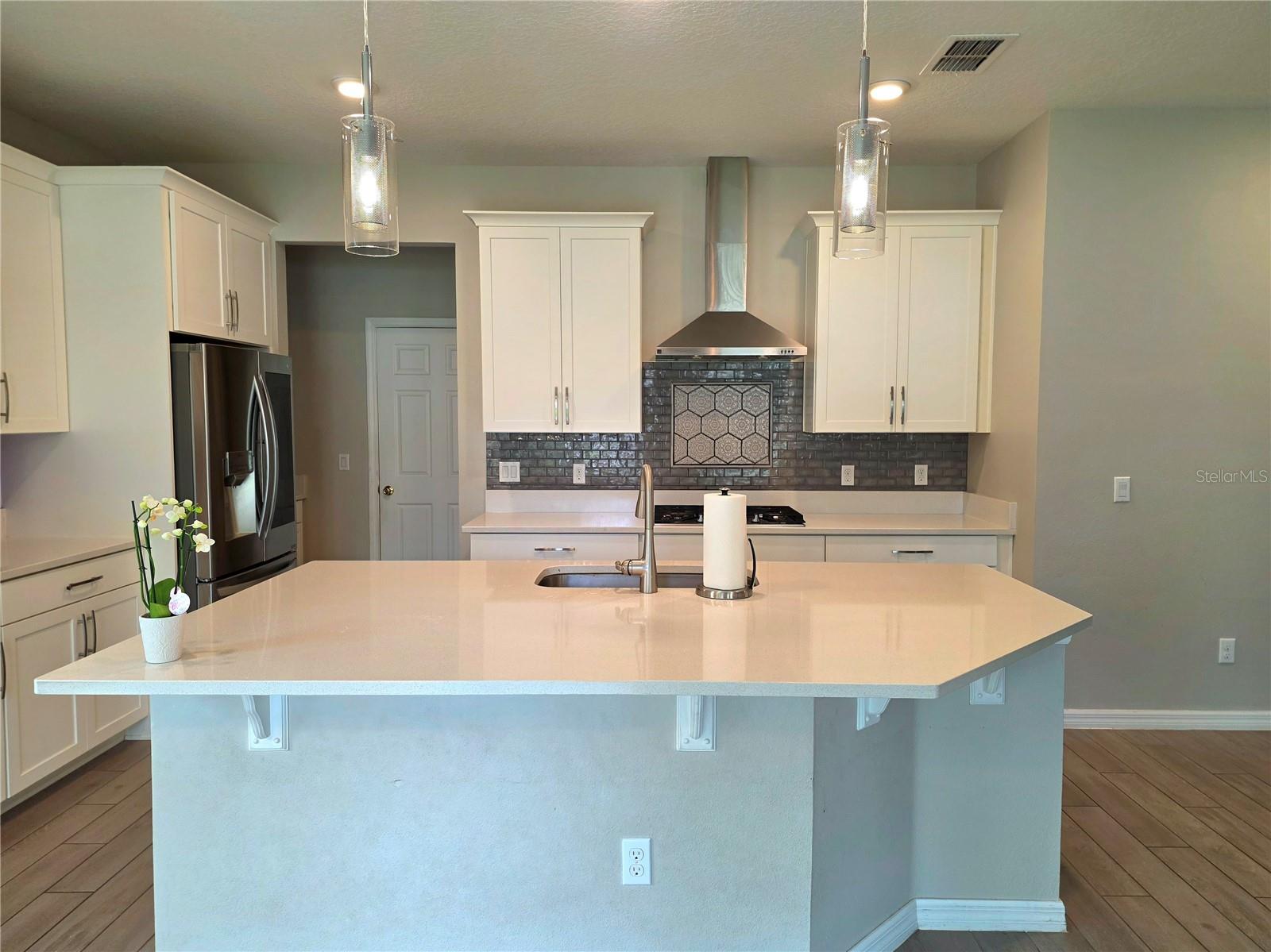 Image 10 of 33 For 4880 Echo Court