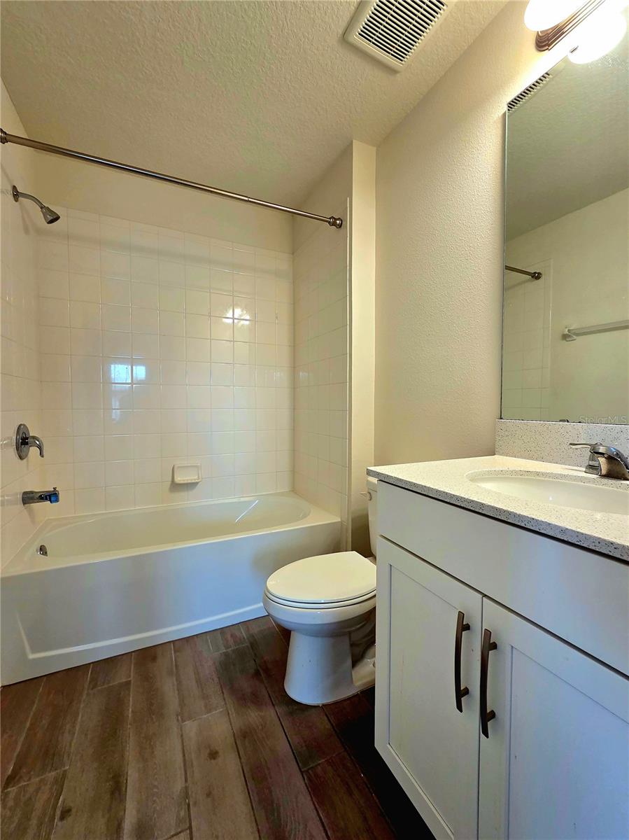 Image 29 of 33 For 4880 Echo Court