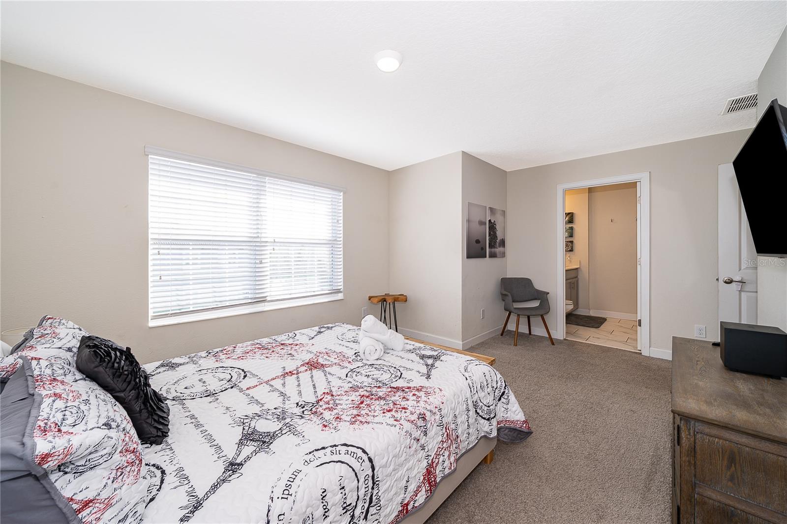 Image 13 of 74 For 4838 Love Storey Lane