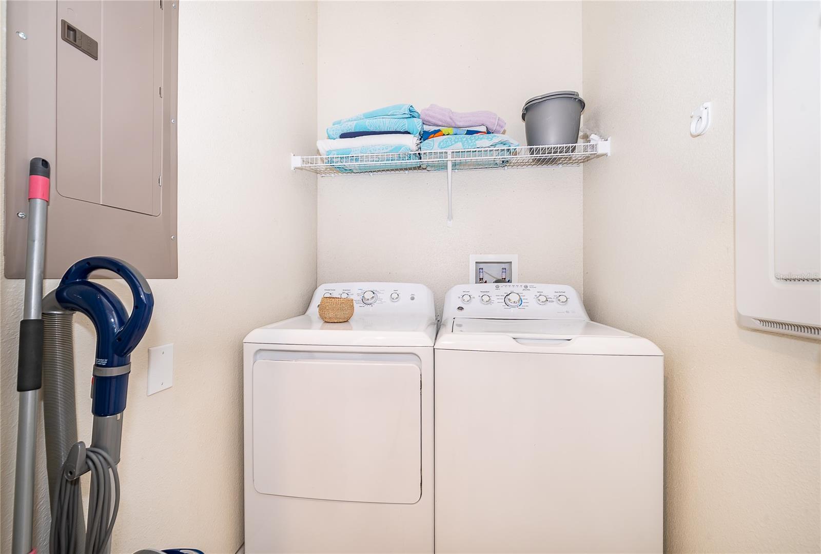 Image 26 of 74 For 4838 Love Storey Lane