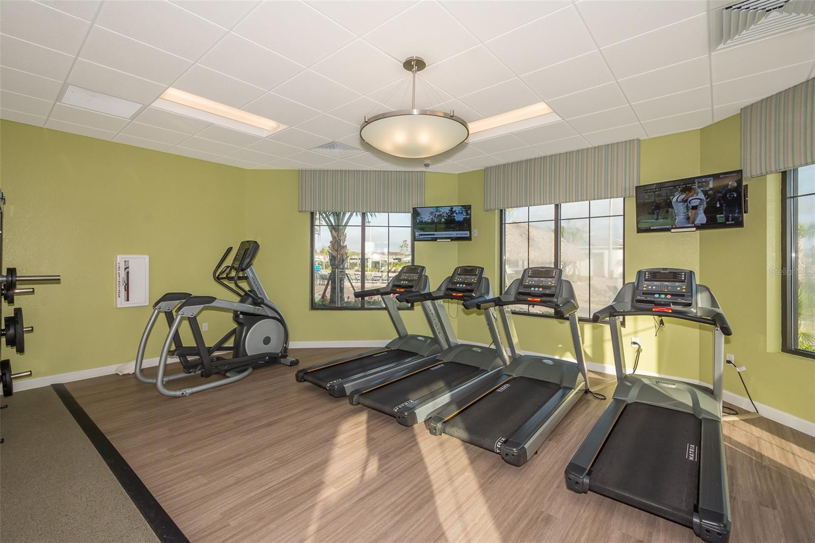 Image 39 of 74 For 4838 Love Storey Lane