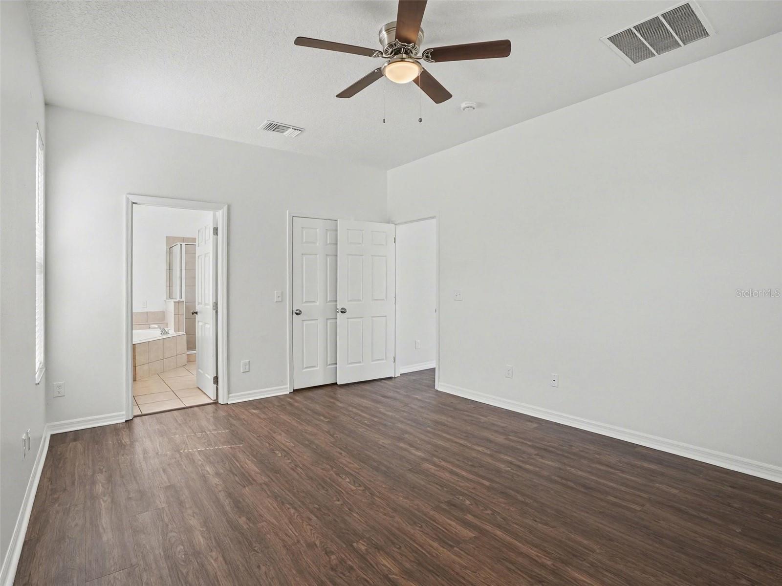 Image 12 of 27 For 1419 Hunterman Lane