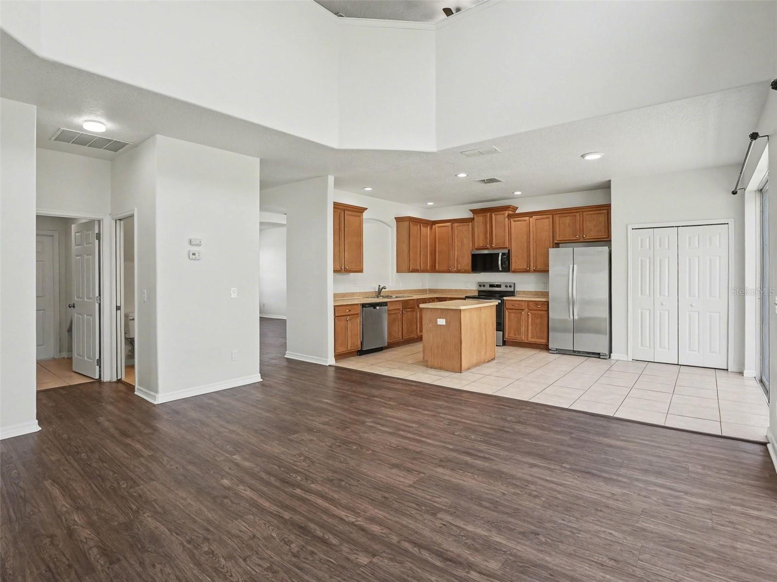 Image 7 of 27 For 1419 Hunterman Lane