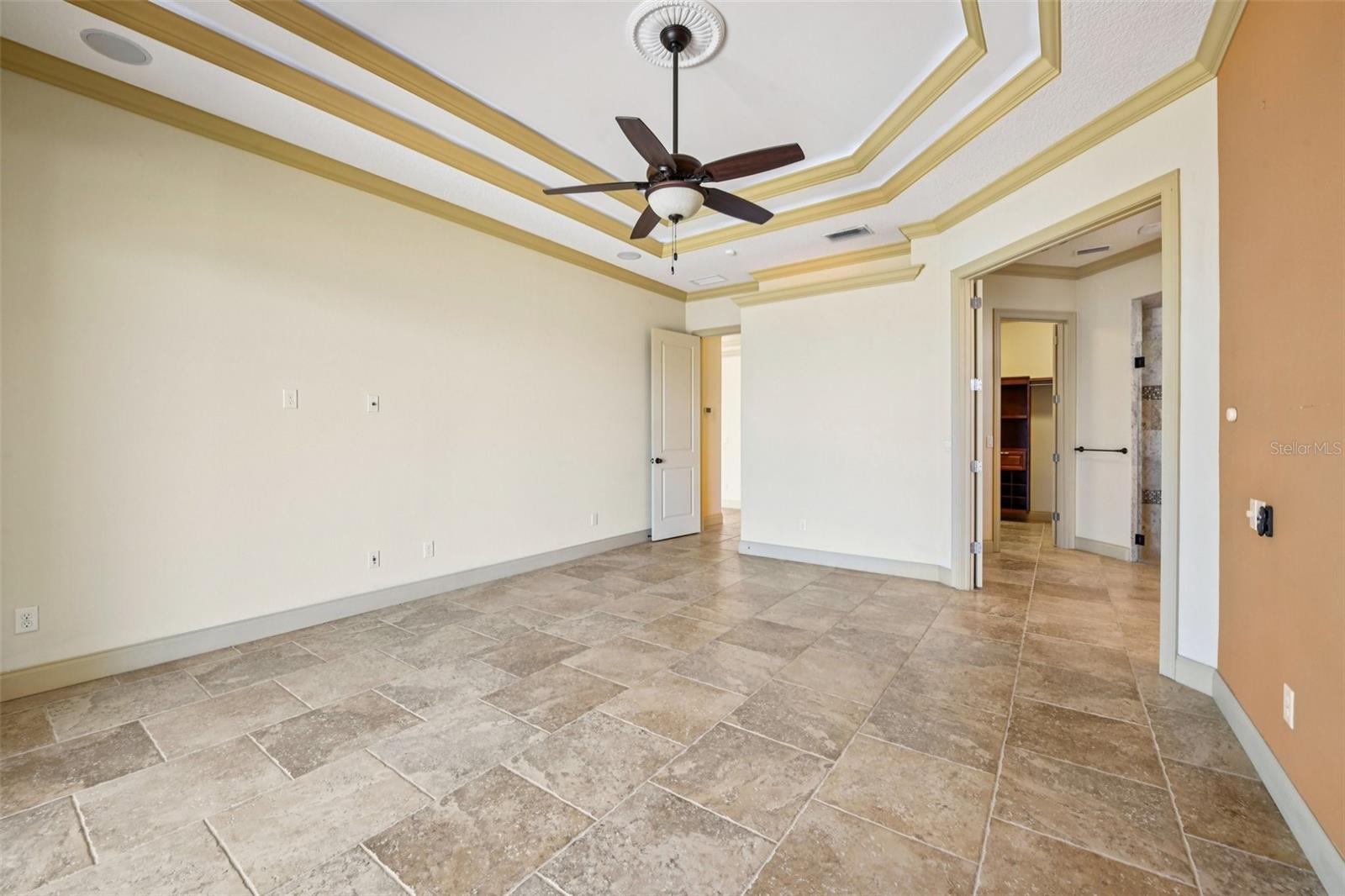 Image 16 of 57 For 2227 Palmetto Avenue