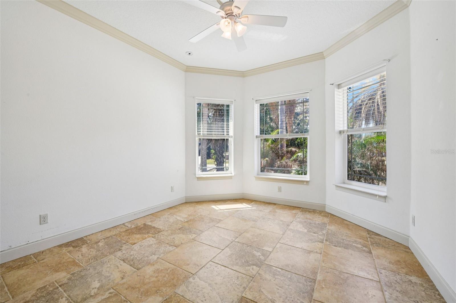 Image 24 of 57 For 2227 Palmetto Avenue