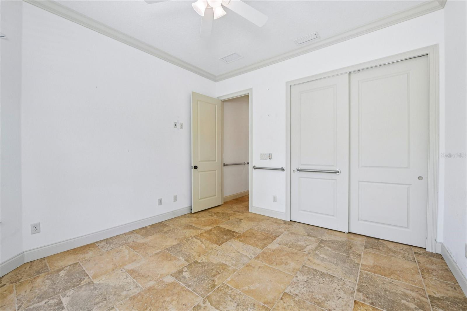 Image 26 of 57 For 2227 Palmetto Avenue