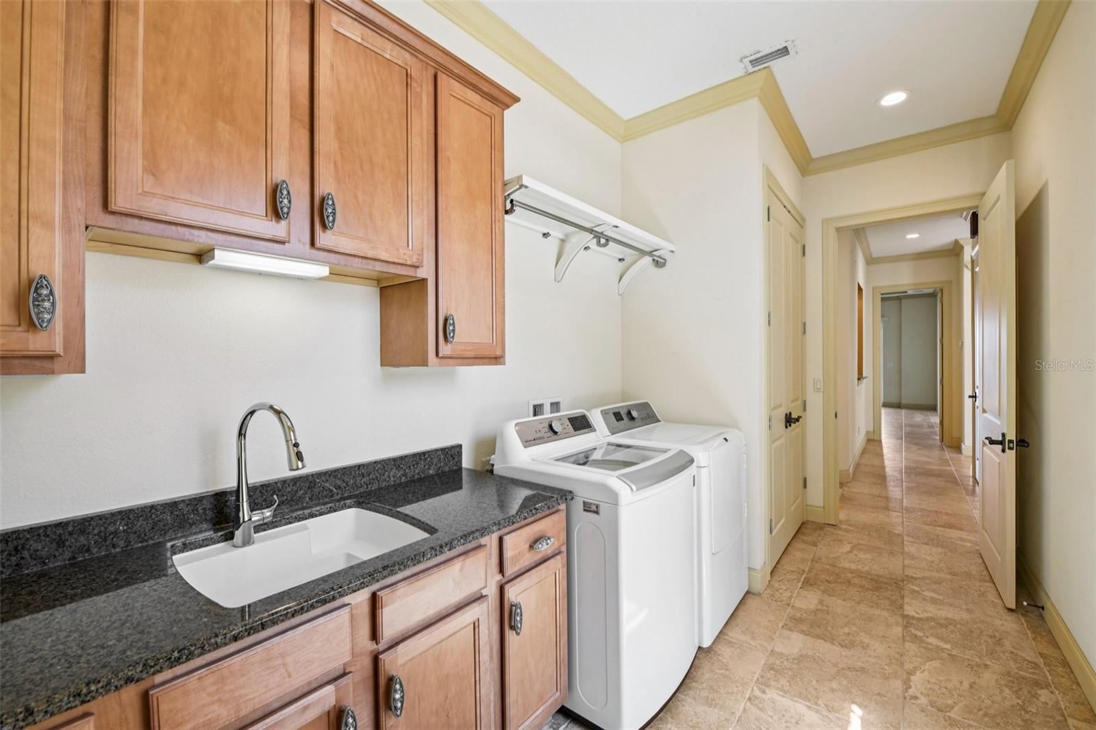 Image 30 of 57 For 2227 Palmetto Avenue