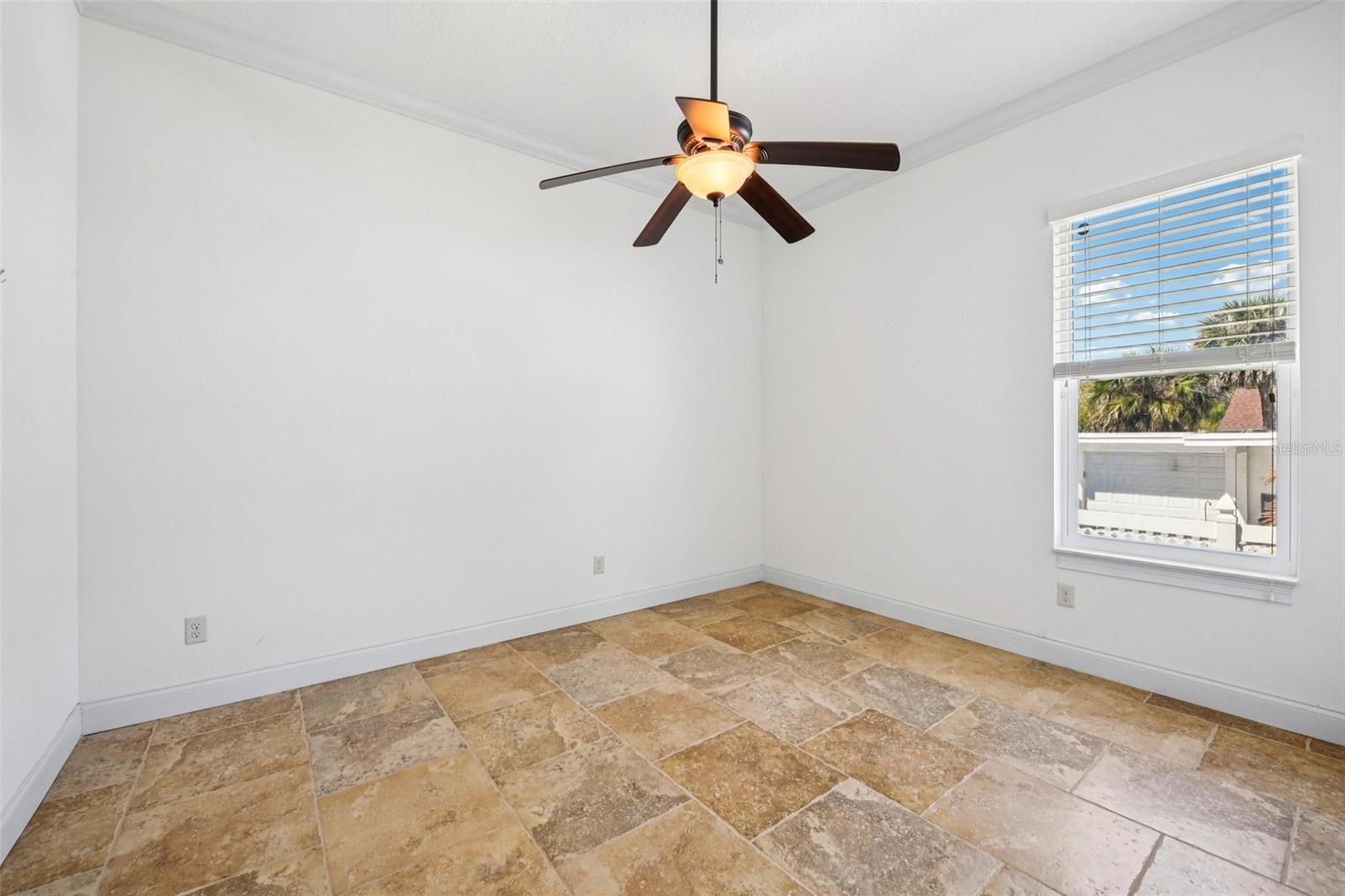 Image 31 of 57 For 2227 Palmetto Avenue