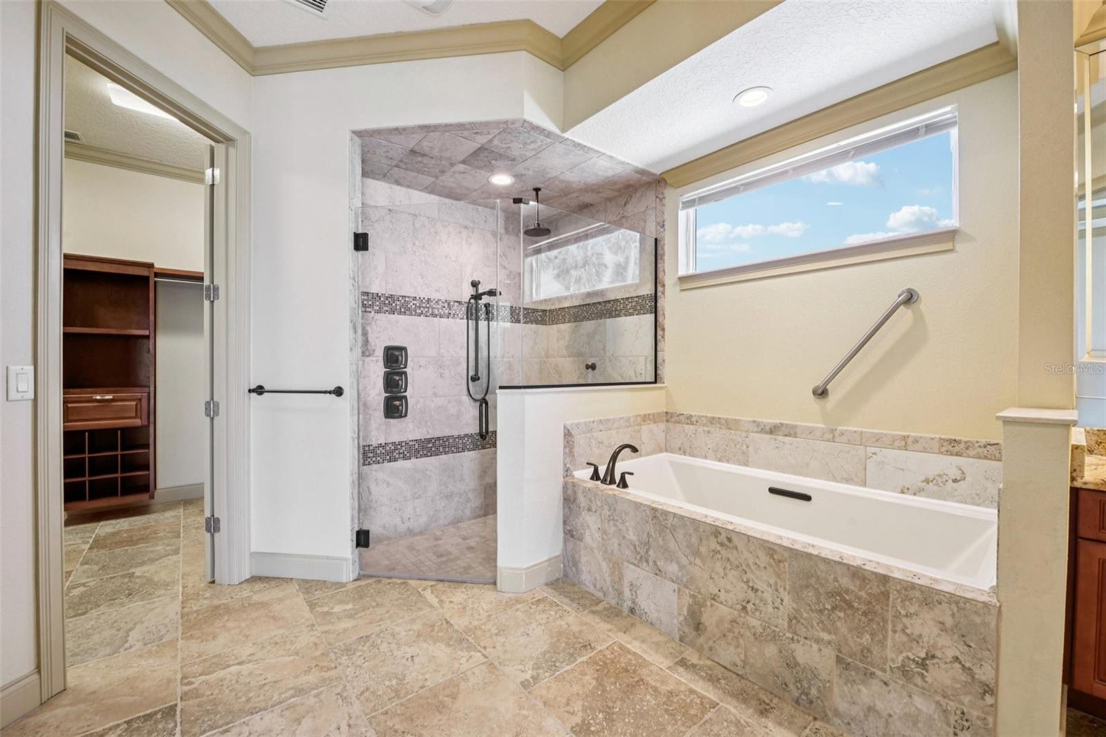 Image 34 of 57 For 2227 Palmetto Avenue