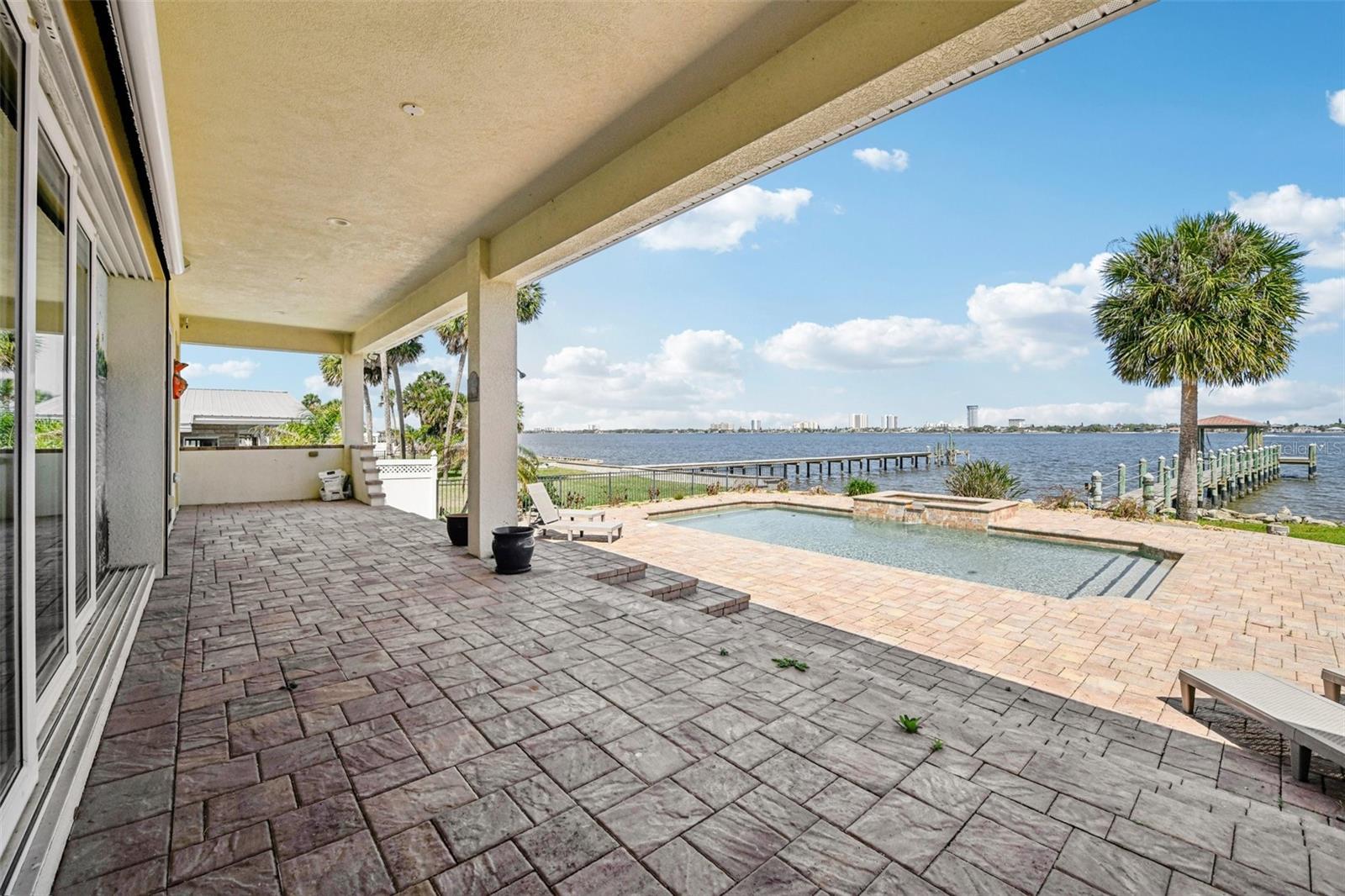 Image 40 of 57 For 2227 Palmetto Avenue