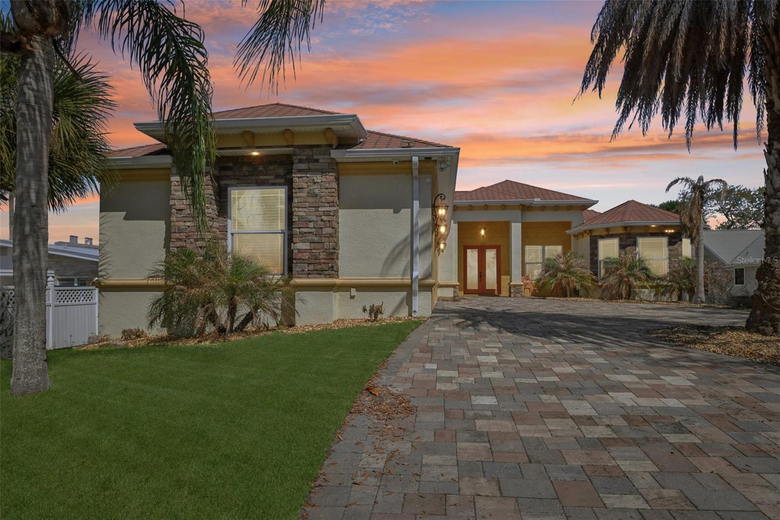 Image 53 of 57 For 2227 Palmetto Avenue