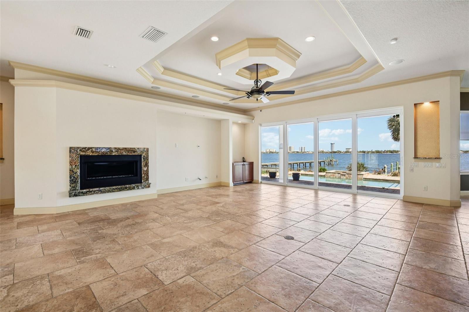 Image 7 of 57 For 2227 Palmetto Avenue