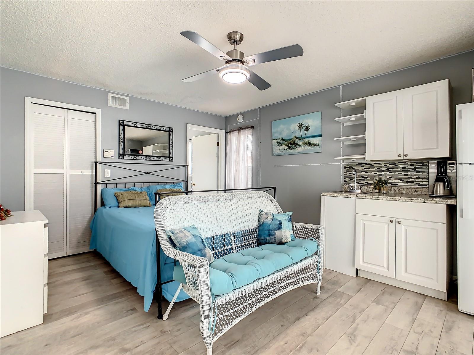 Image 18 of 69 For 4840 Kingston Circle