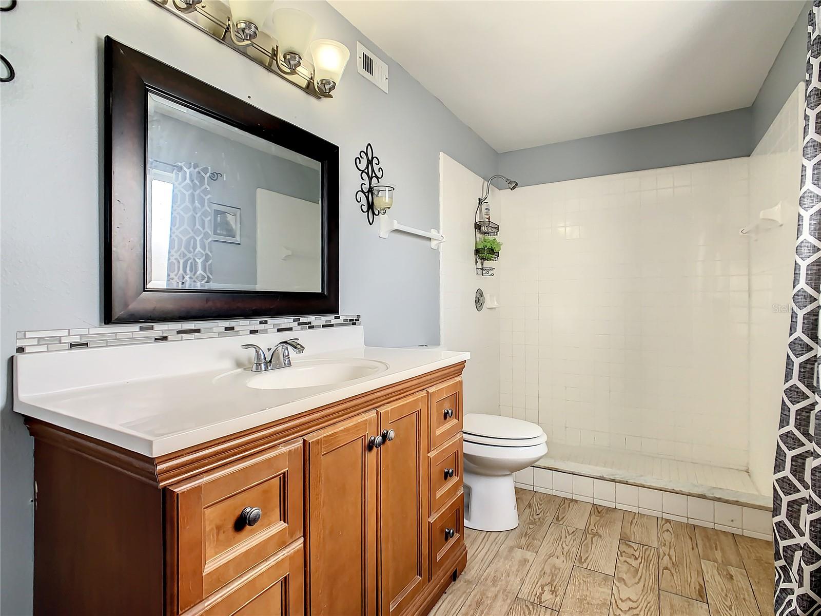 Image 21 of 69 For 4840 Kingston Circle