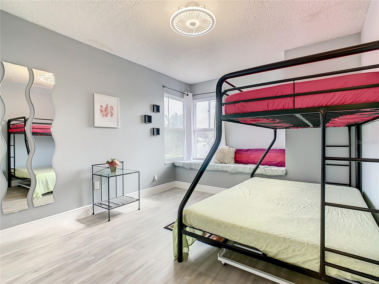 Image 26 of 69 For 4840 Kingston Circle