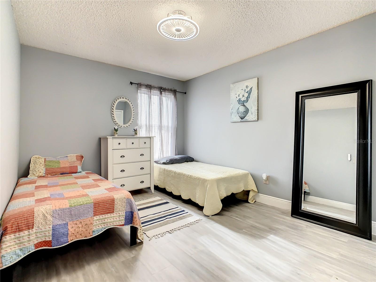 Image 27 of 69 For 4840 Kingston Circle