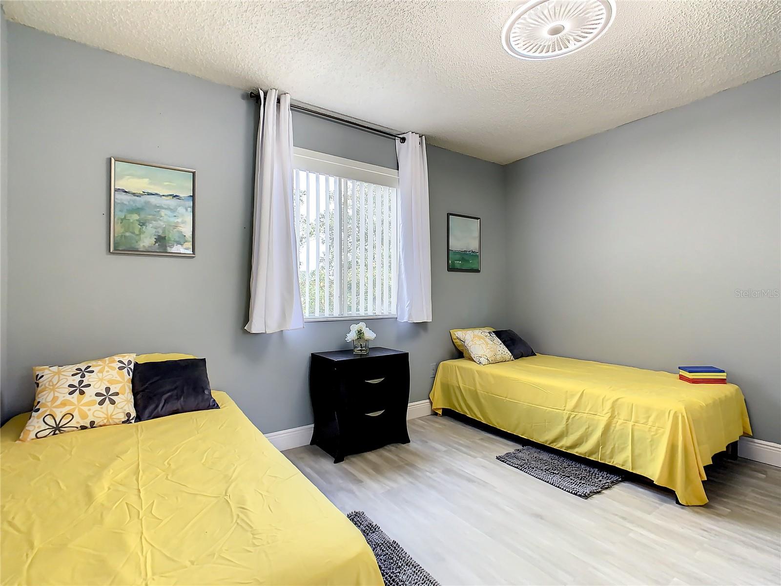 Image 34 of 69 For 4840 Kingston Circle