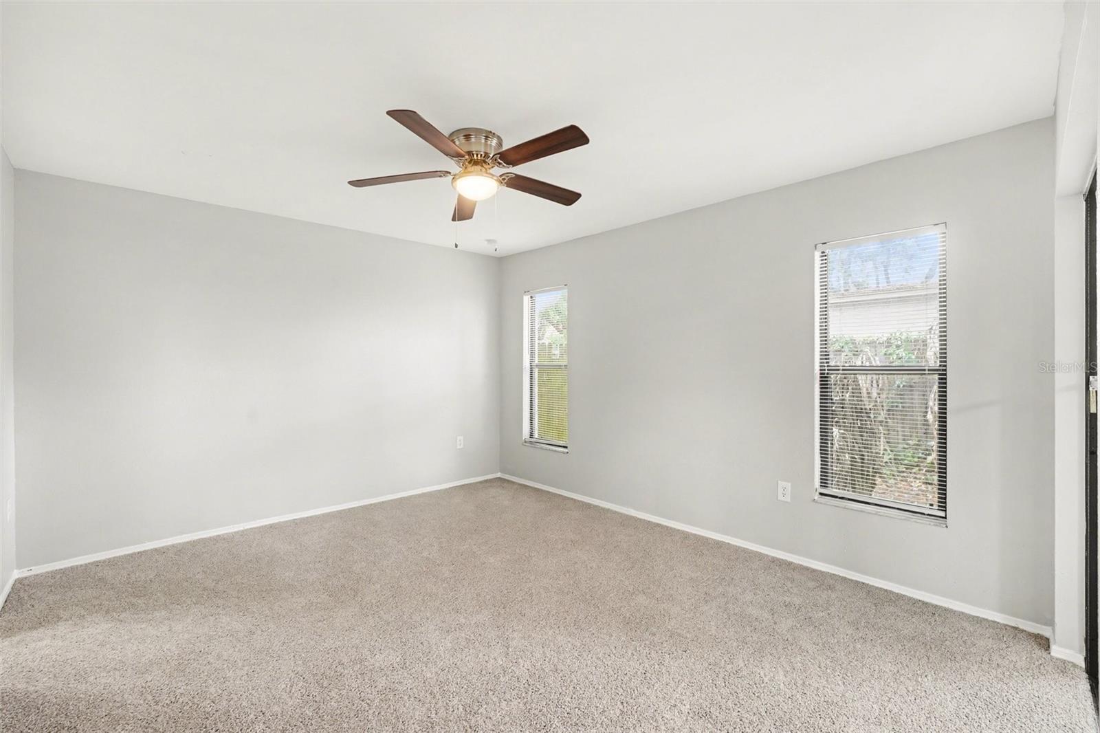 Image 10 of 21 For 638 Lake Dexter Circle