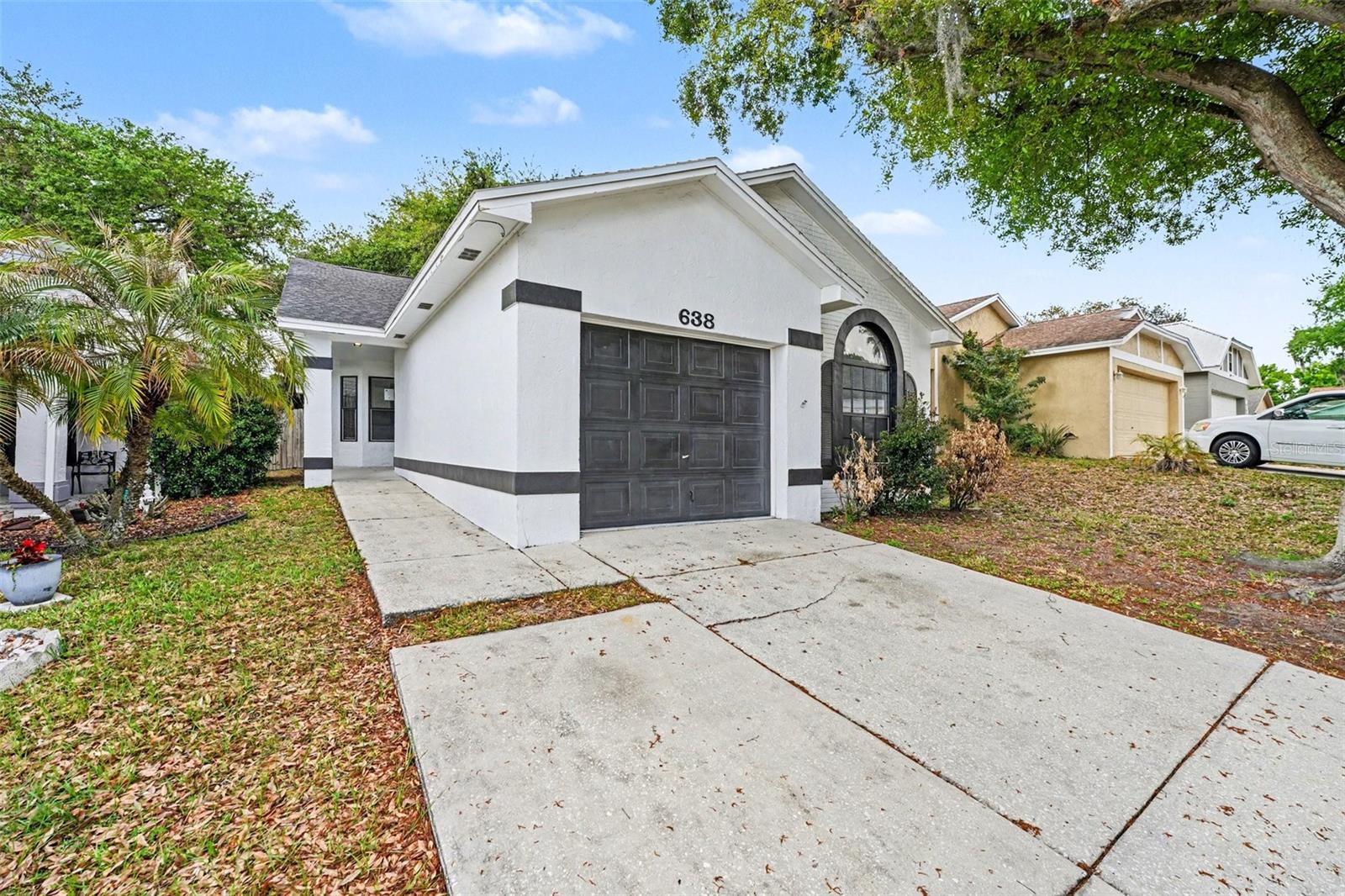 Image 2 of 21 For 638 Lake Dexter Circle