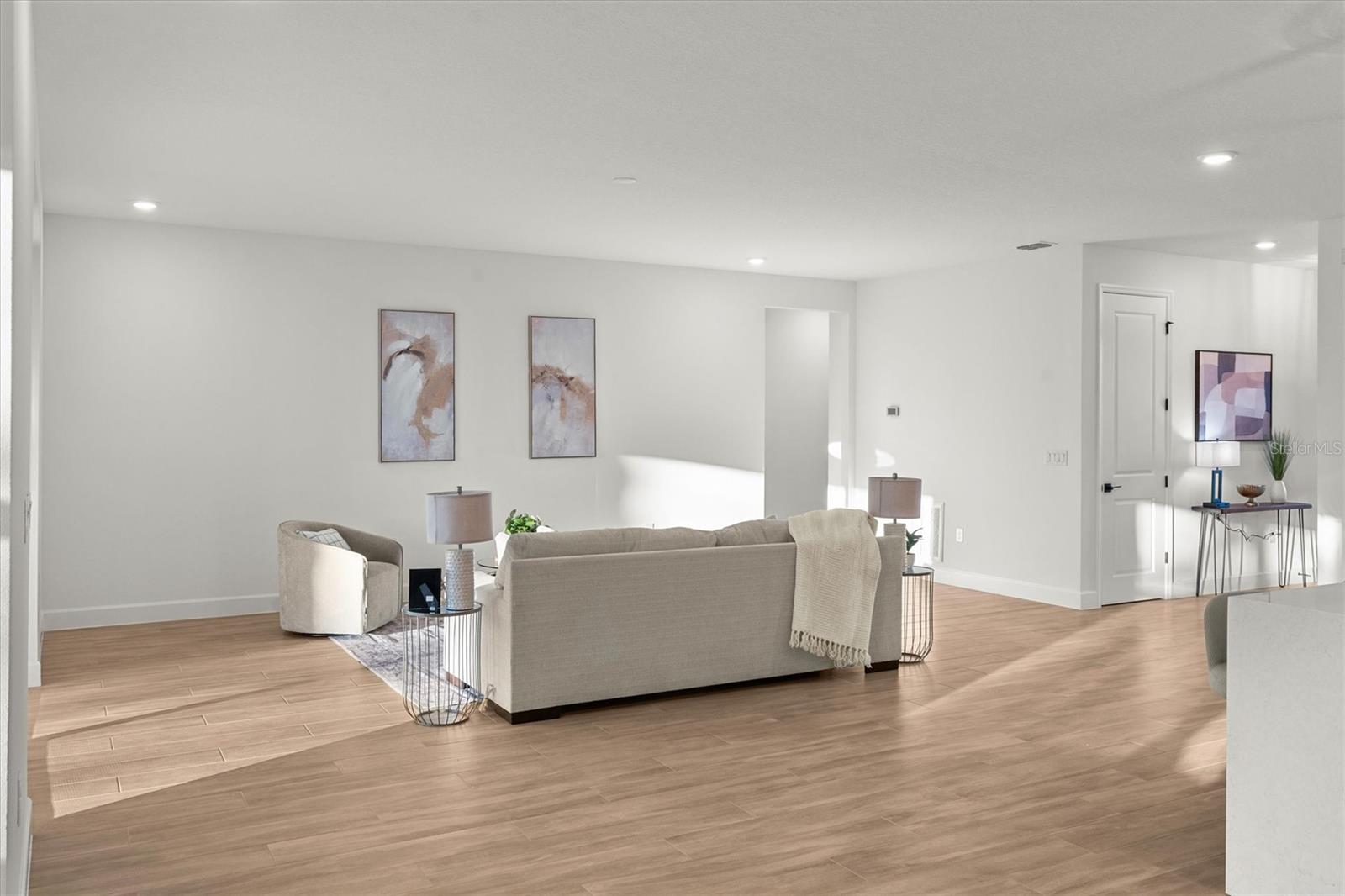 Image 17 of 39 For 3133 Cavalier Avenue