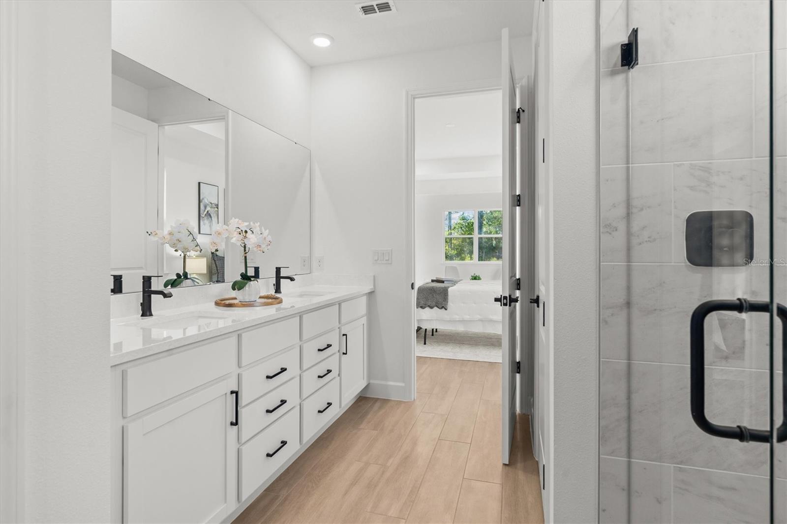 Image 28 of 39 For 3133 Cavalier Avenue