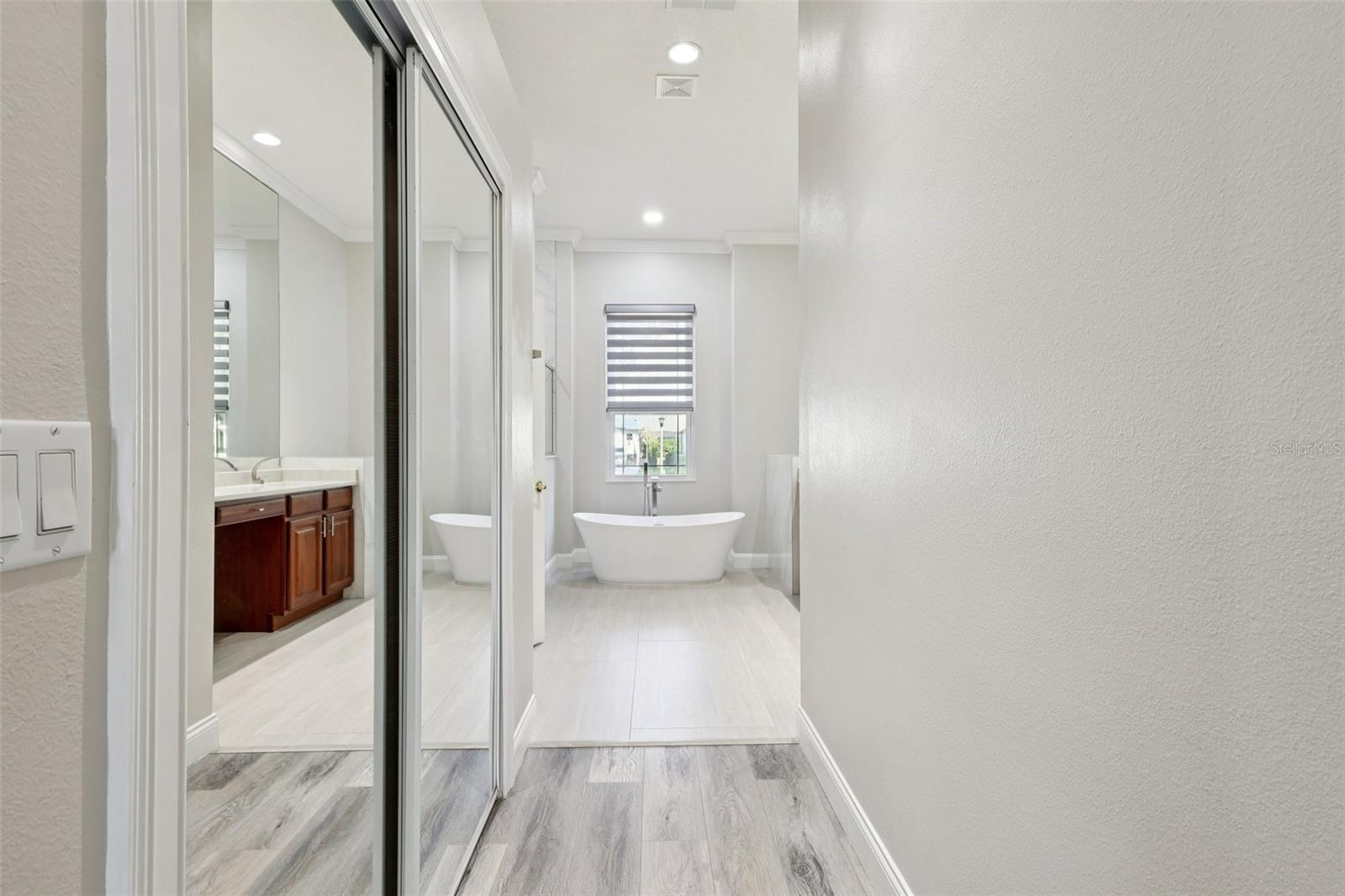 Image 34 of 44 For 11608 Claymont Circle