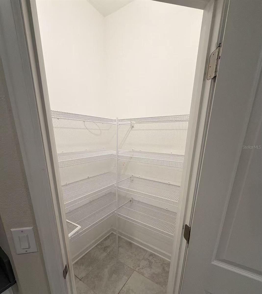 Image 10 of 27 For 11211 History Avenue