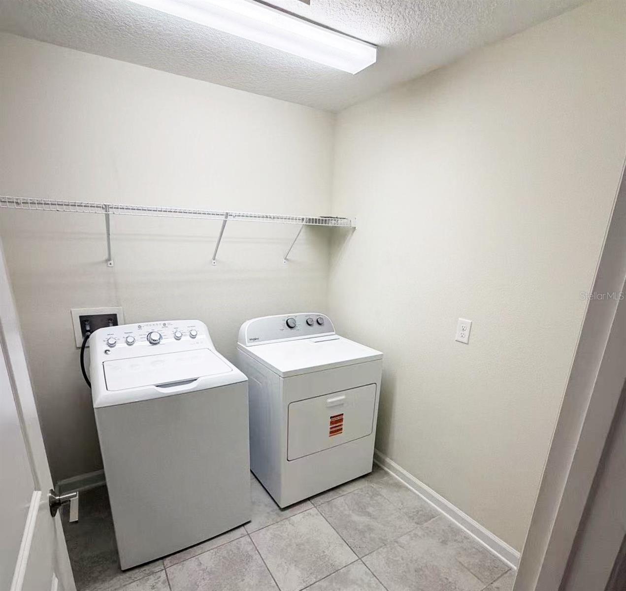 Image 20 of 27 For 11211 History Avenue