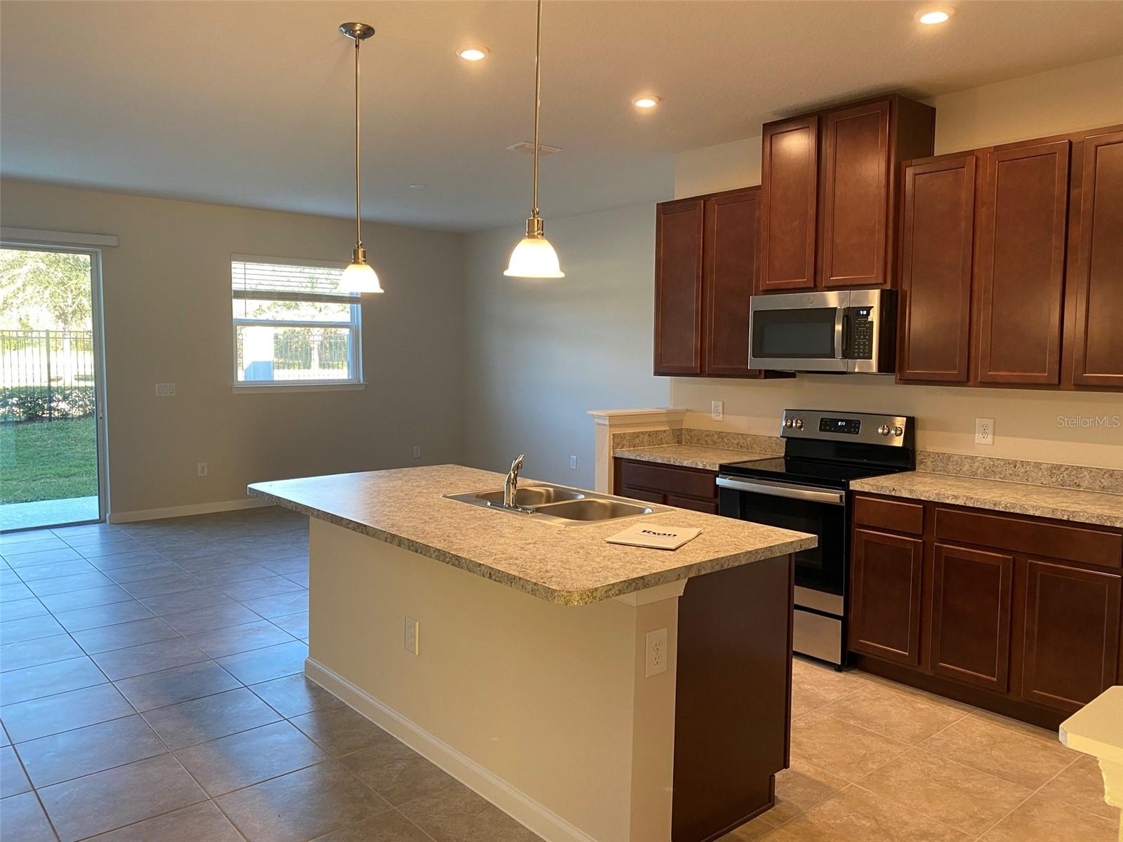 Image 3 of 32 For 2716 Pleasant Cypress Circle