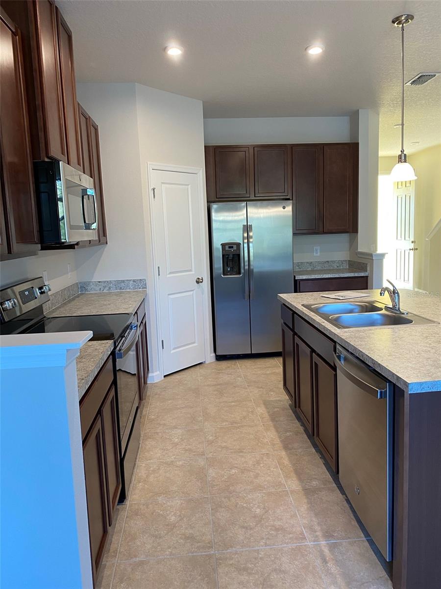 Image 6 of 32 For 2716 Pleasant Cypress Circle