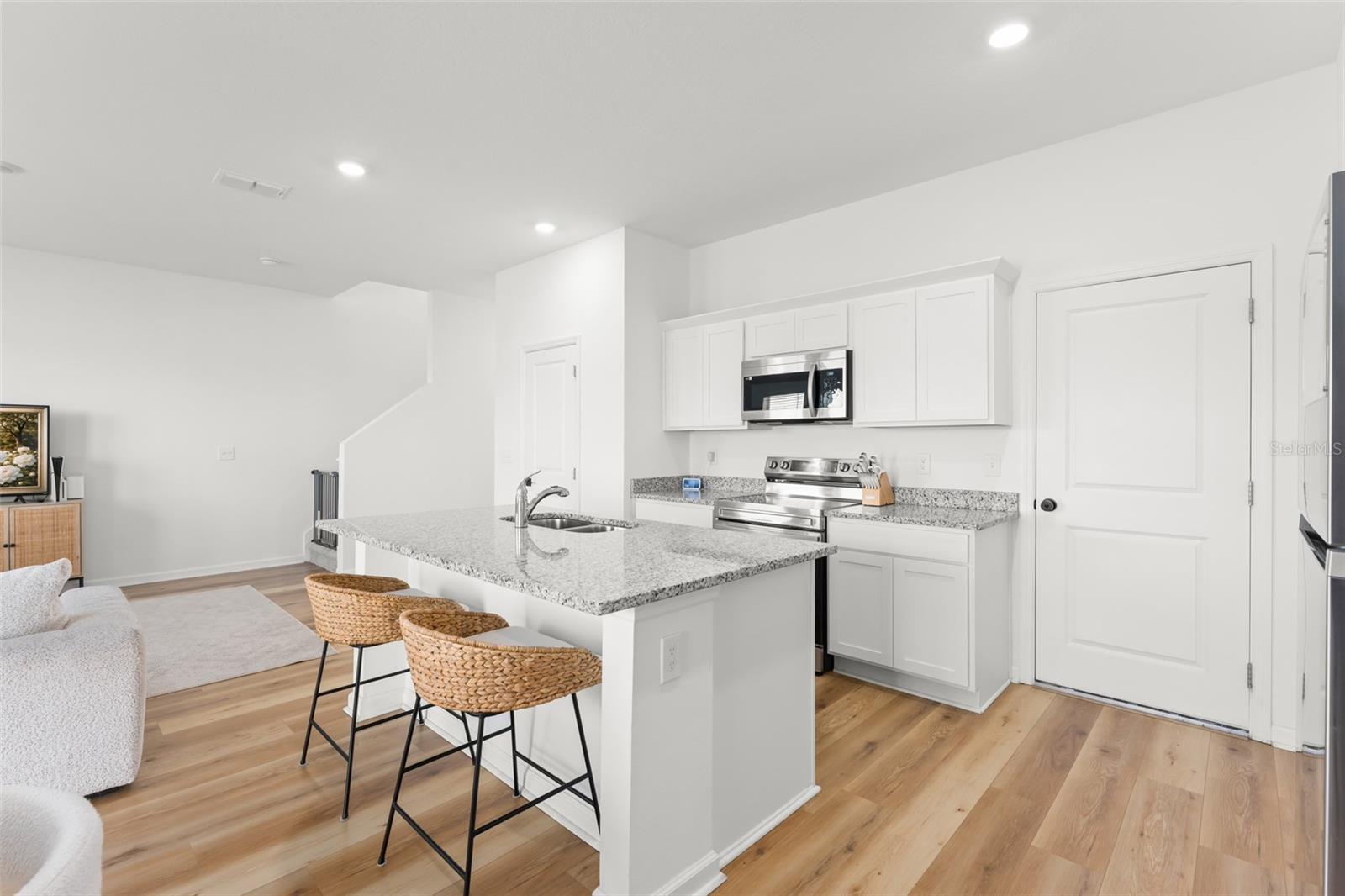 Image 11 of 41 For 8700 Sportsman Loop