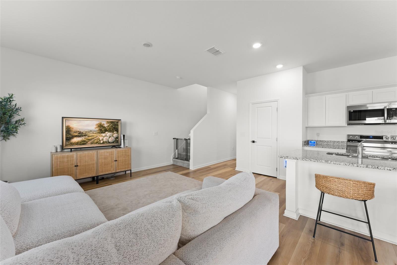 Image 16 of 41 For 8700 Sportsman Loop